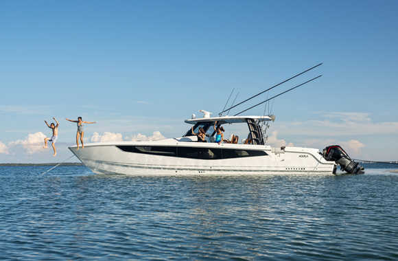 Aquila 47 Molokai Power Catamaran