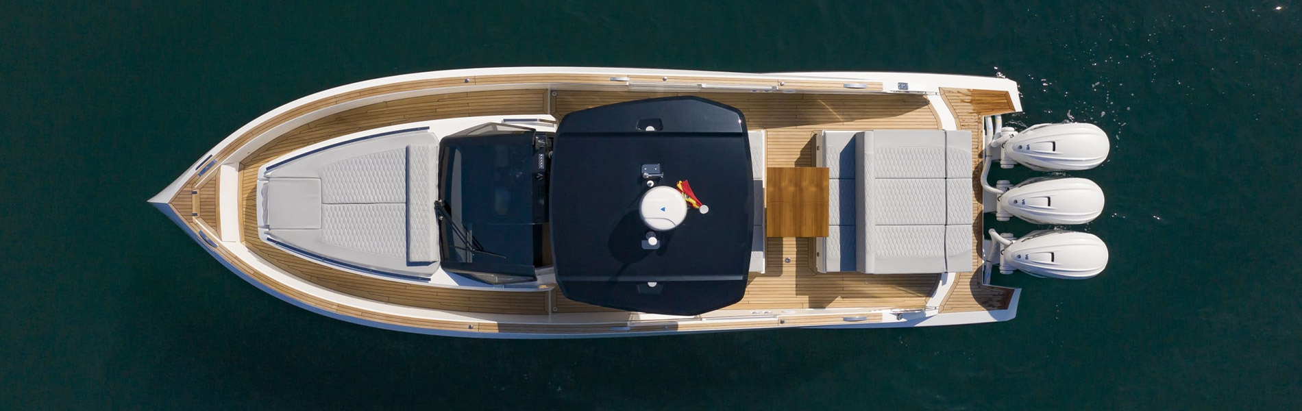 377-Coupe-Fueraborda