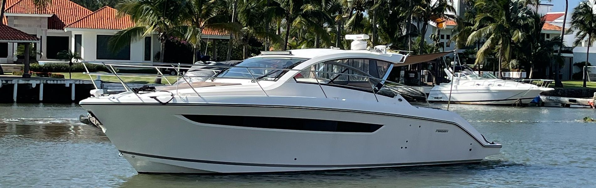 Pursuit-SC-365i-Sport-Coupe-(2014)