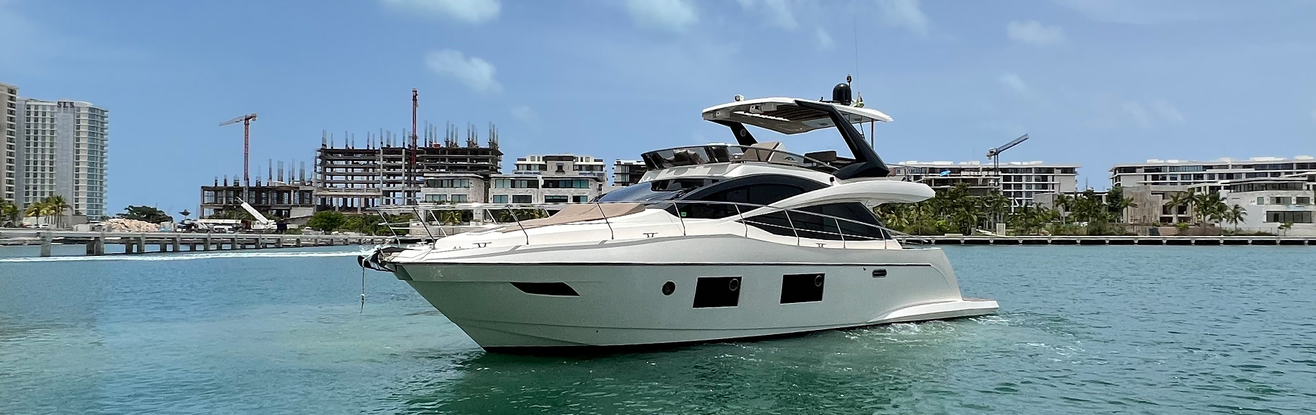 Astondoa-52-Fly-(2014)