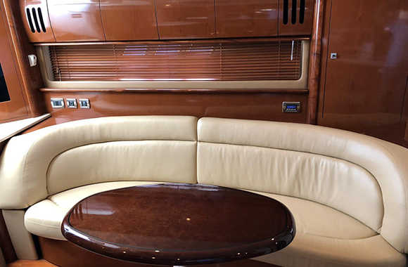 Sea Ray Sundancer 44 (2008)