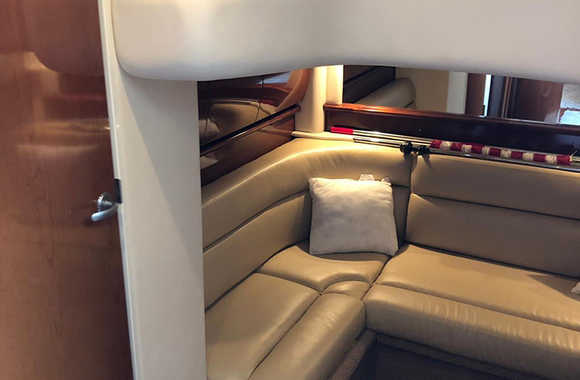 Sea-Ray-Sundancer-44-(2008)