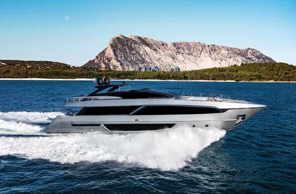 Riva 100 (2019)