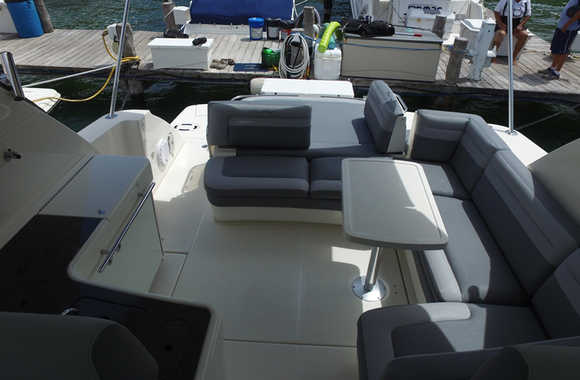 Sea Ray 450 Sundancer (2014)