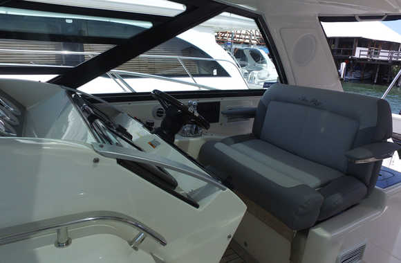 Sea Ray 450 Sundancer (2014)