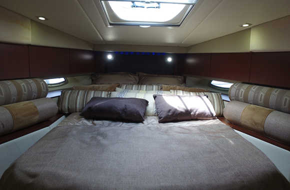 Sea Ray 450 Sundancer (2014)