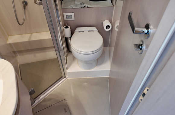 Azimut 55 (2021)