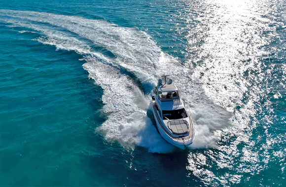 Azimut 55 (2021)