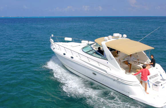 Cruiser-Yachts-4270-Express-(2001)