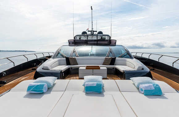 Riva-110-(2019)
