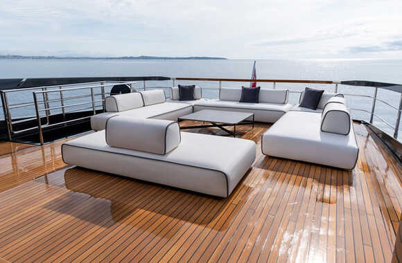 Riva-110-(2019)