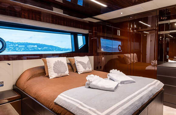 Riva-110-(2019)