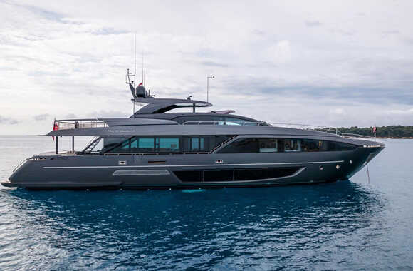Riva-110-(2019)