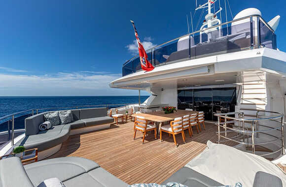 Sunseeker 131 (2020)