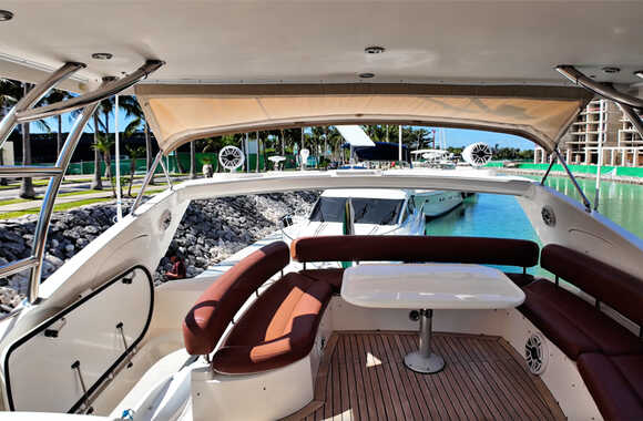 Sunseeker Manhattan 64 (2003)