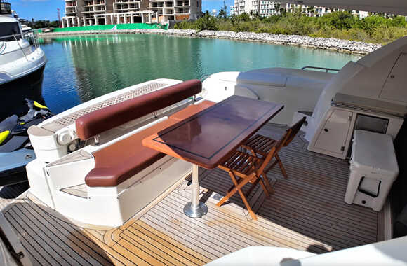 Sunseeker Manhattan 64 (2003)