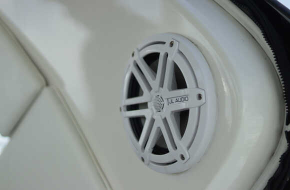 Chaparral-420-Premiere-(2012)