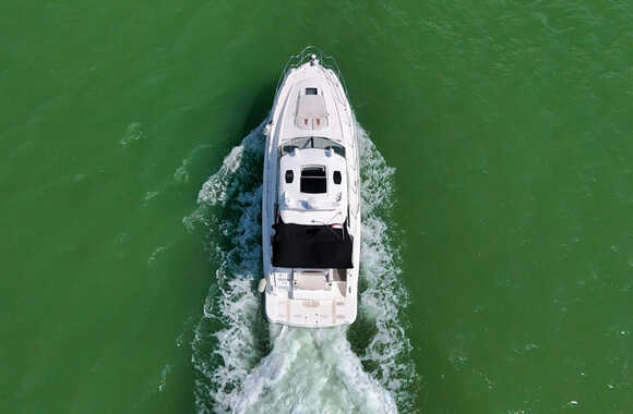 Chaparral-420-Premiere-(2012)