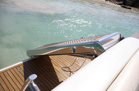 Azimut 46 (2000)